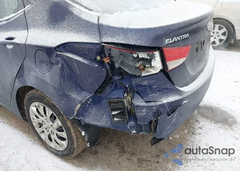 2013 Hyundai Elantra Gls/Limited z USA, uszkodzony, nr VIN 5NPDH4AE2DH155492